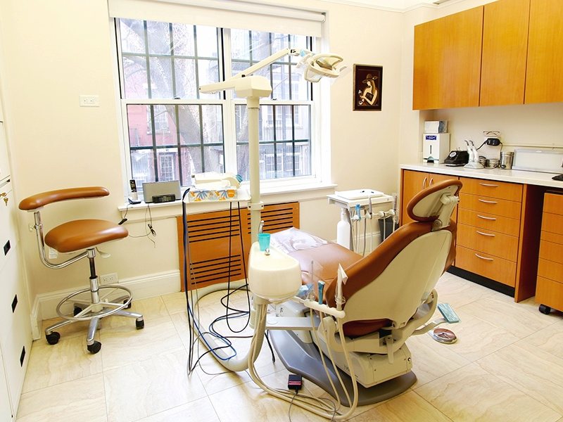 A treatment room with natural light at Upper West Side Dentist