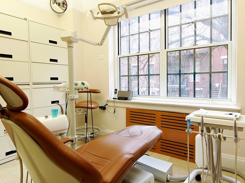 Treatment room at Upper West Side Dentist