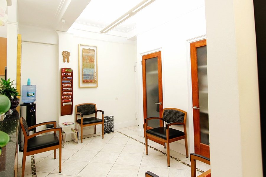 The waiting area at Upper West Side Dentist, 40 West 86th Street